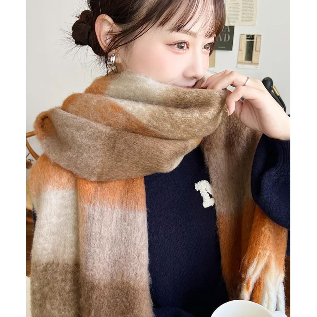 日本代購🐝日本熱銷21萬條🔥現貨當日出｜經典爆款厚實小臉秋冬色系流蘇保暖圍巾（多色可選） 縮圖 6