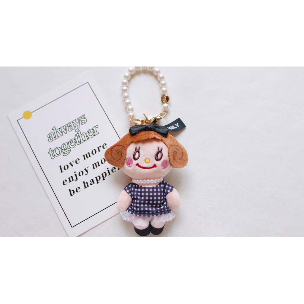 日本代購🐝附發票❤️ 日本代官山curly collection捲毛女孩🍓kitty聯名/格紋女孩珍珠吊飾 縮圖 3